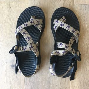 Men’s Chacos, Size 9